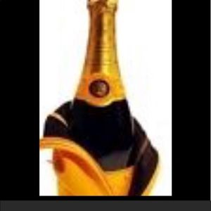 Champagne Picnic! Insulator by Veuve Clicq…